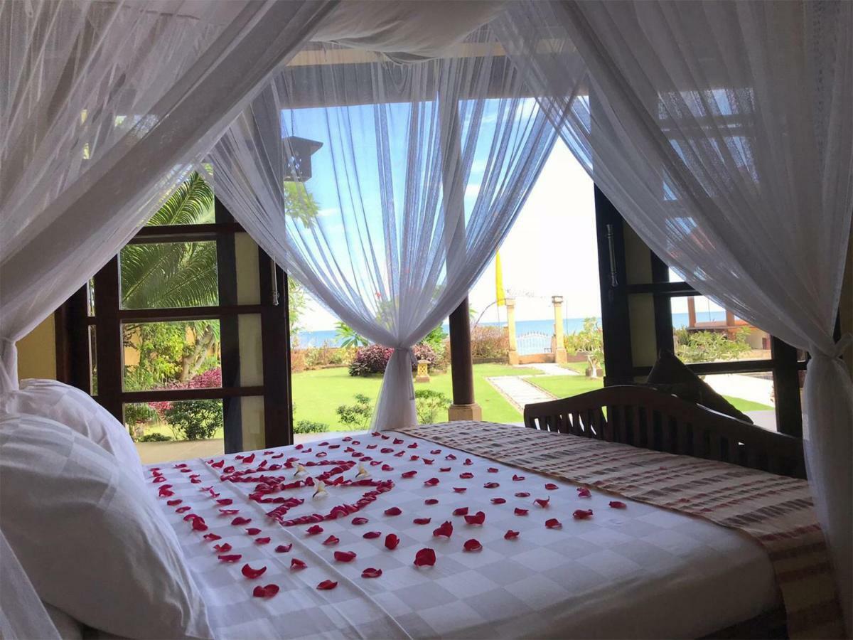 Ocean Beachfront Villa Dini Banjar  エクステリア 写真